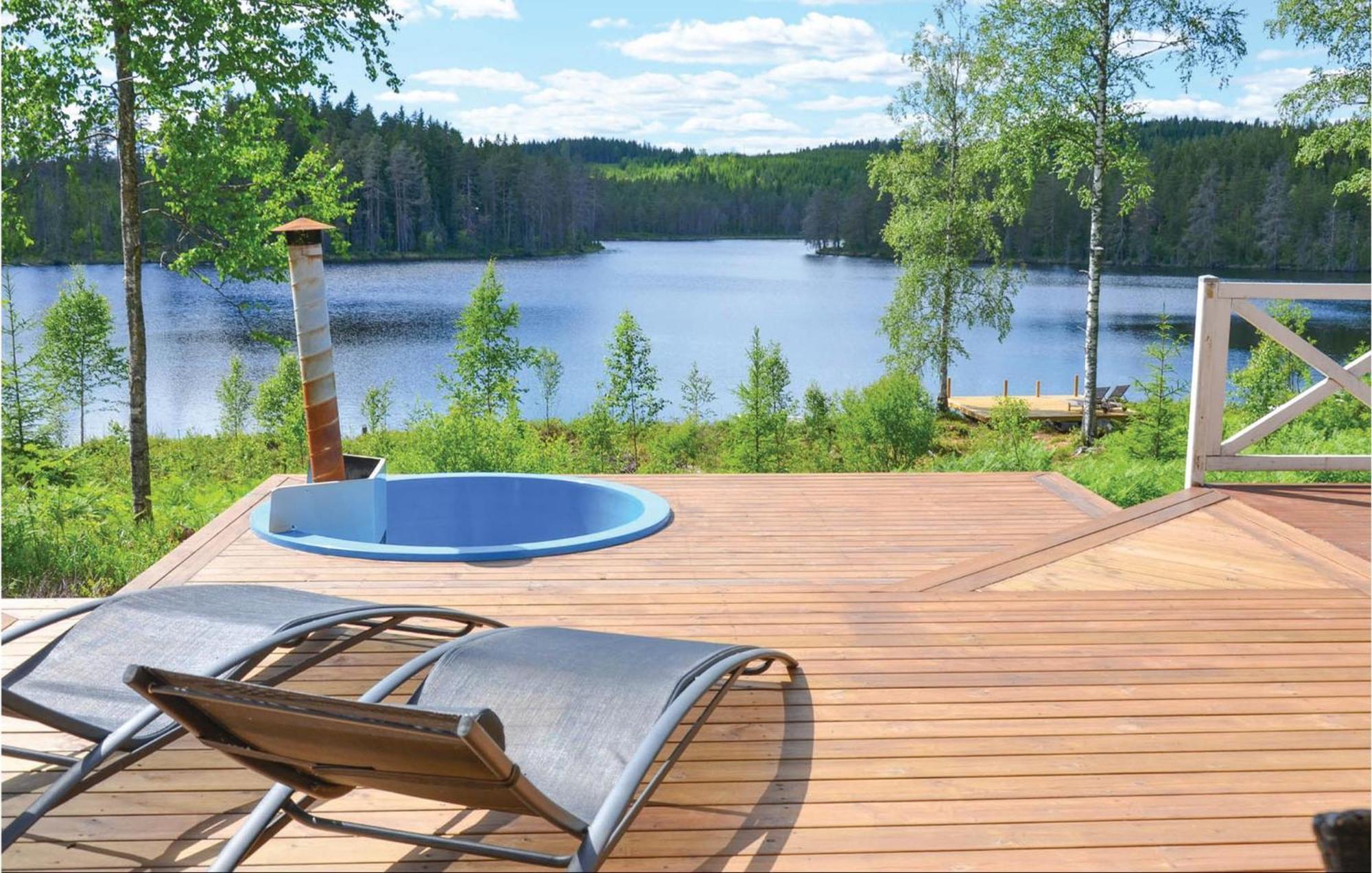 Nice Home In Sunne With Jacuzzi Alvsatern Exterior photo